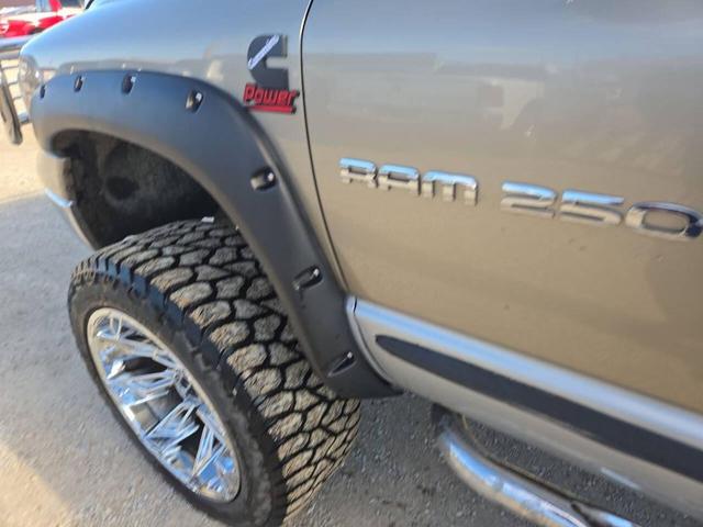 Photo of 2003 Gold Dodge Ram 2500