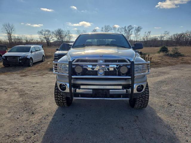 Photo of 2003 Gold Dodge Ram 2500