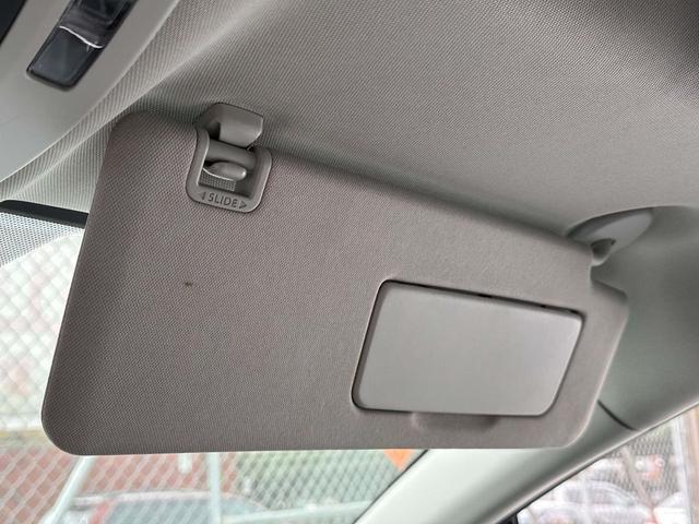 Photo of 2021 Midnight Black Metallic Toyota Sienna