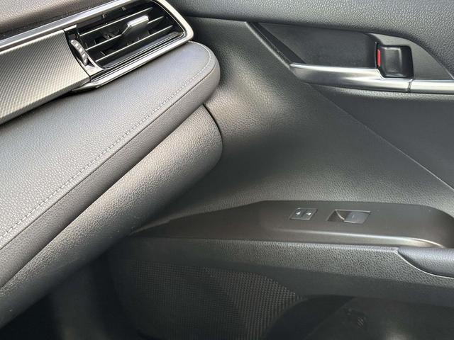 Photo of 2023 Midnight Black Metallic Toyota Camry