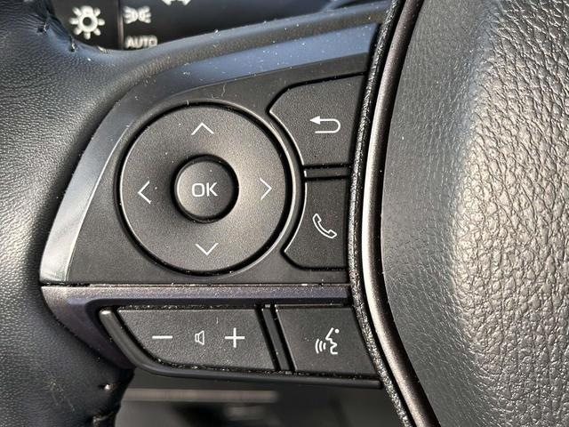 Photo of 2023 Midnight Black Metallic Toyota Camry