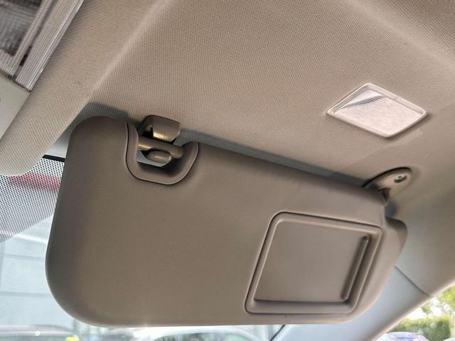 Photo of 2024 Ice Cap Toyota RAV4