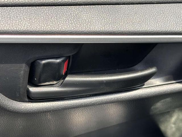 Photo of 2024 Ice Cap Toyota RAV4