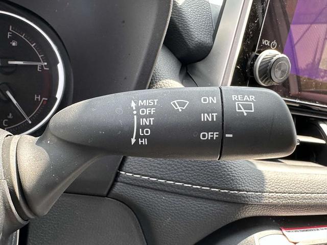 Photo of 2024 Ice Cap Toyota RAV4
