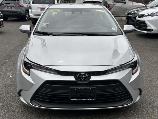 Photo of 2025 Classic Silver Metallic Toyota Corolla