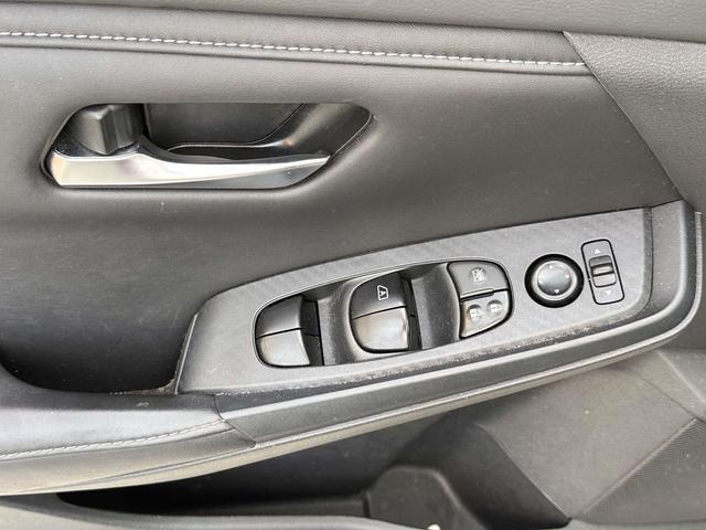 Photo of 2022 Brilliant Silver Metallic Nissan Sentra