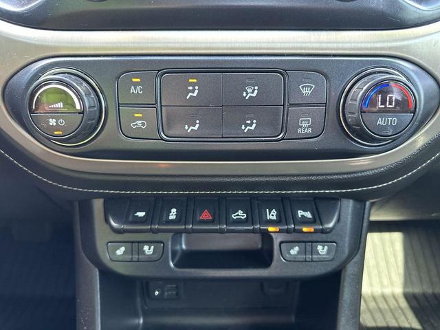 Photo of 2019 Onyx Black GMC Canyon
