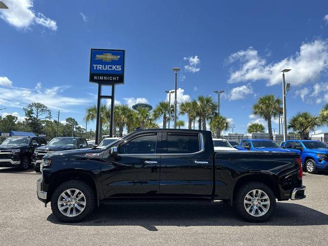 Photo of 2021 Black Chevrolet Silverado 1500