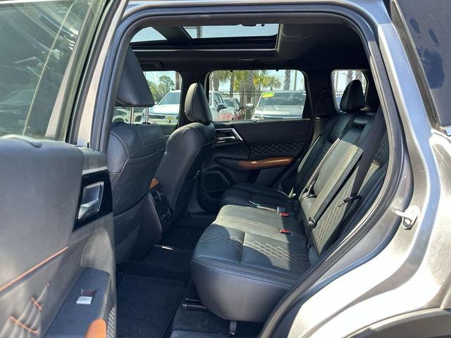 Photo of 2022 Mercury Gray Metallic Mitsubishi Outlander