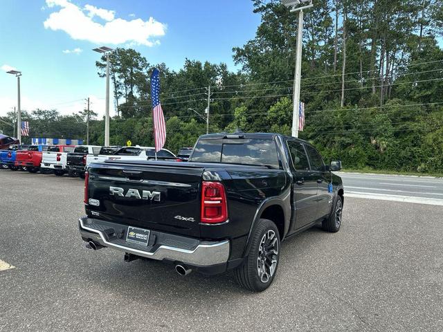 Photo of 2025 Diamond Black Crystal Pearlcoat RAM 1500