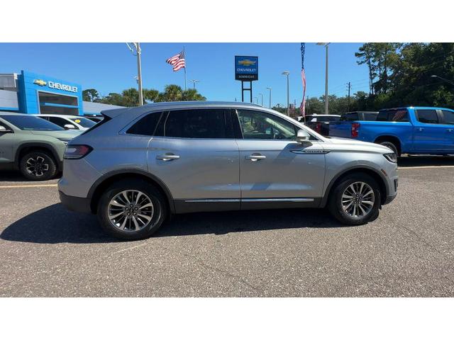 Photo of 2020 Silver Radiance Lincoln Nautilus