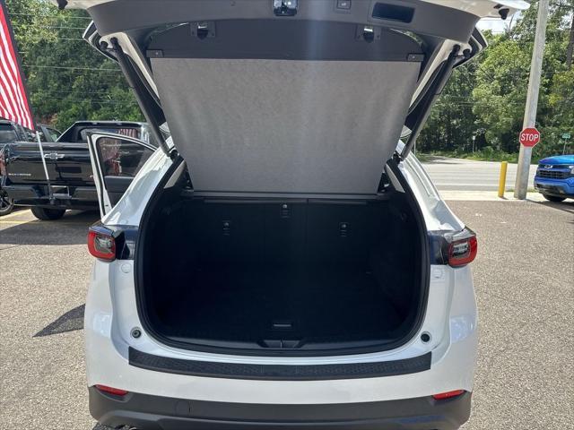 Photo of 2022 Snowflake White Pearl Mica Mazda CX-5