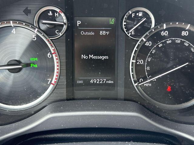 Photo of 2022 Black Onyx Lexus GX 460