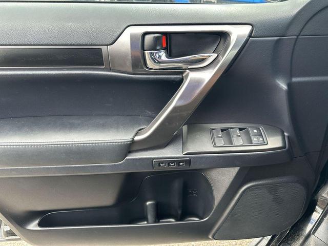 Photo of 2022 Black Onyx Lexus GX 460