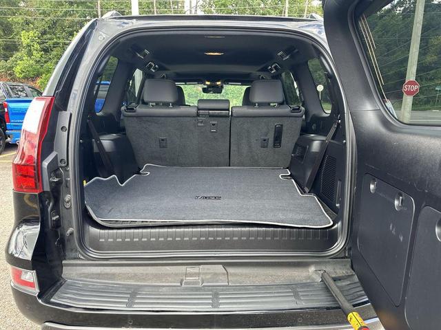 Photo of 2022 Black Onyx Lexus GX 460