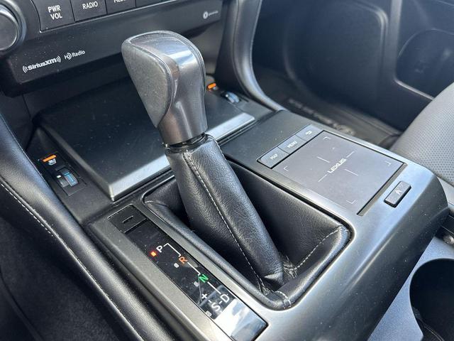 Photo of 2022 Black Onyx Lexus GX 460