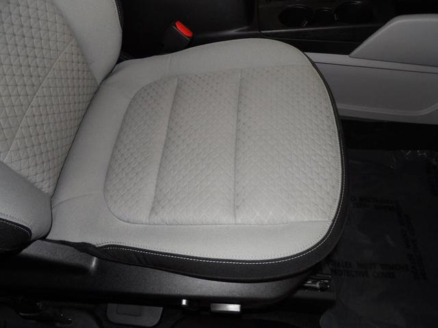 Photo of 2023 Rapid Red Metallic Tinted Clearcoat Ford Escape