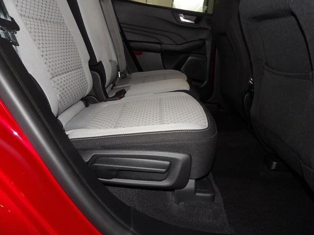 Photo of 2023 Rapid Red Metallic Tinted Clearcoat Ford Escape