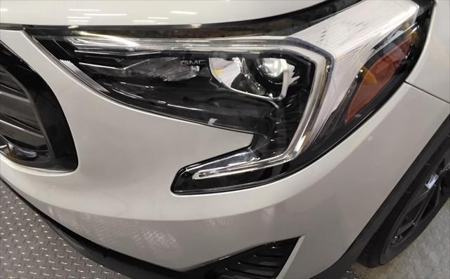 Photo of 2021 Quicksilver Metallic GMC Terrain