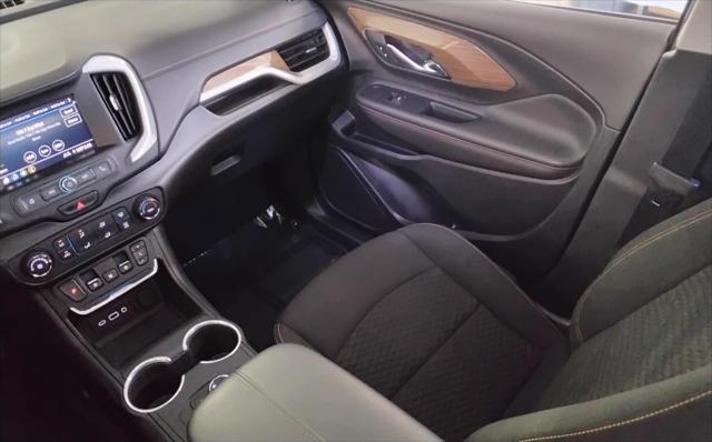 Photo of 2021 Quicksilver Metallic GMC Terrain
