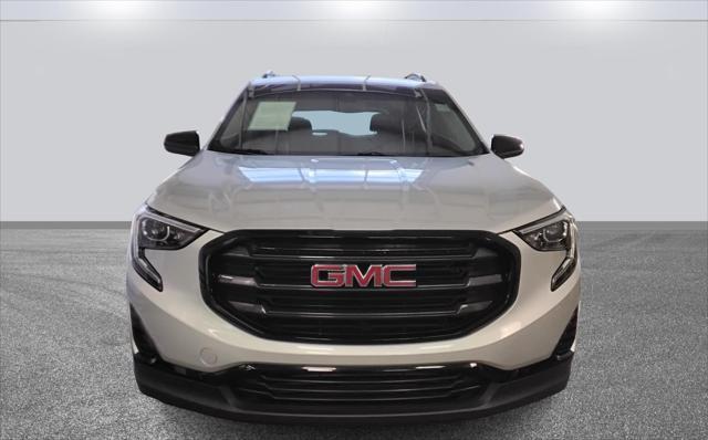 Photo of 2021 Quicksilver Metallic GMC Terrain
