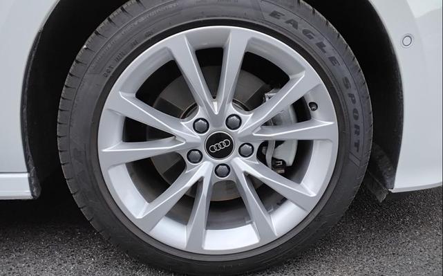 Photo of 2025 Arkona White Audi A3