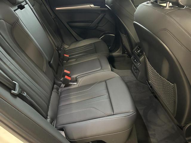 Photo of 2025 Arkona White Audi Q5