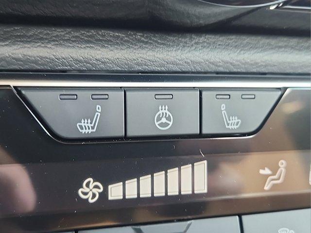 Photo of 2025 Aspen White Nissan Sentra