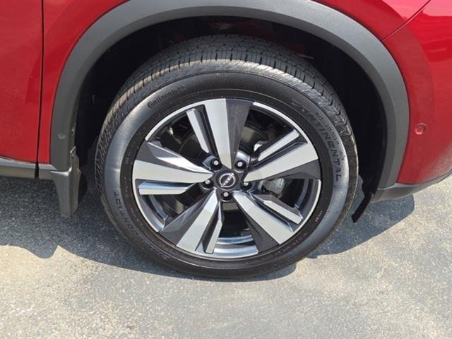 Photo of 2022 Scarlet Ember Nissan Rogue