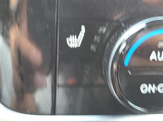 Photo of 2022 Scarlet Ember Nissan Rogue