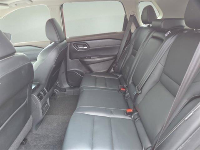 Photo of 2022 Scarlet Ember Nissan Rogue