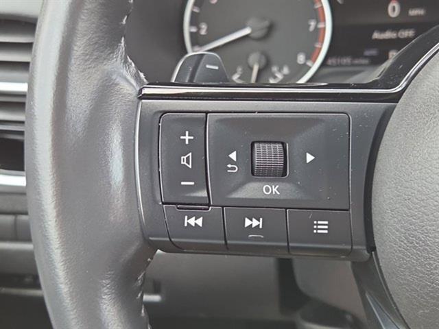 Photo of 2022 Scarlet Ember Nissan Rogue