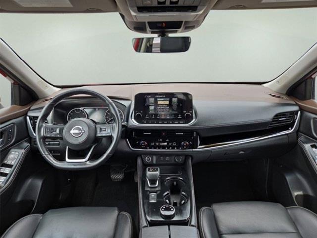 Photo of 2022 Scarlet Ember Nissan Rogue