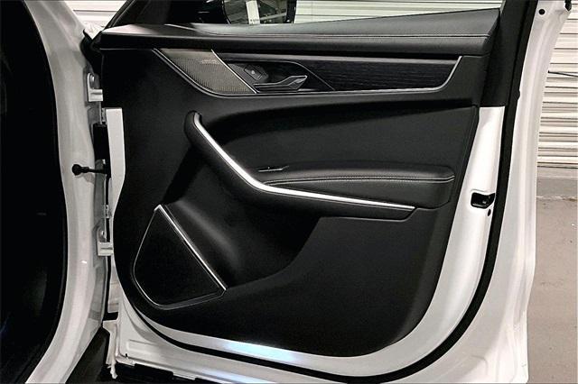 Photo of 2025 Fuji White Jaguar F-PACE