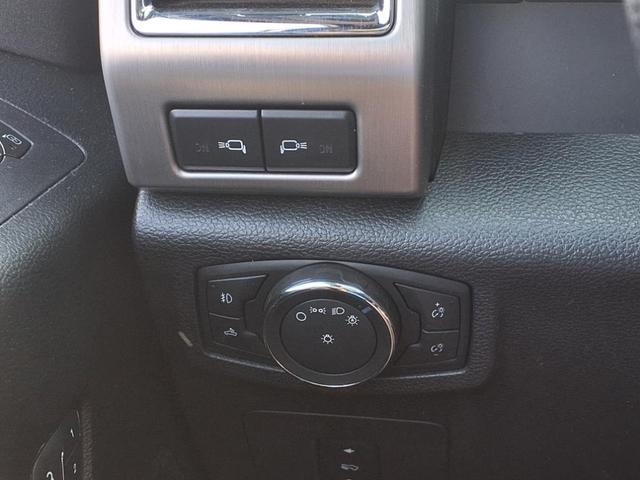 Photo of 2016 Shadow Black Ford F-150