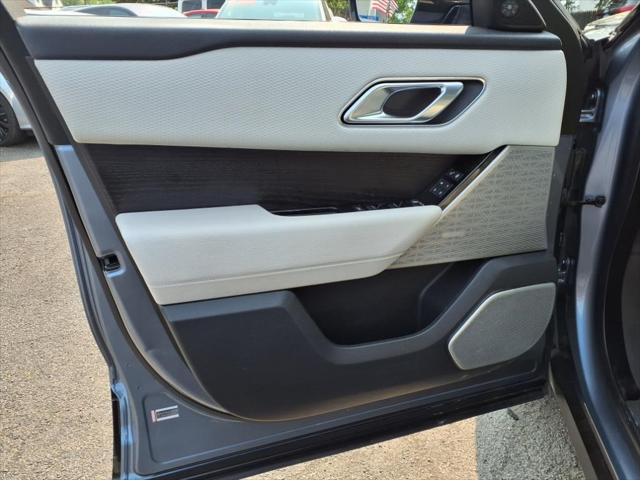 Photo of 2019 Blue Land Rover Range Rover Velar