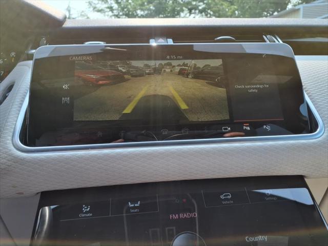 Photo of 2019 Blue Land Rover Range Rover Velar