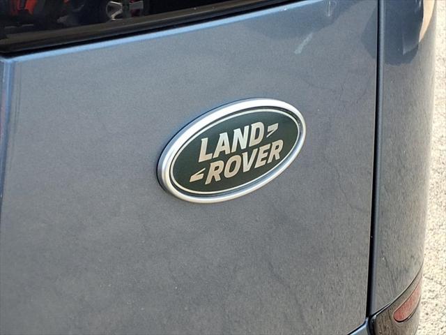 Photo of 2019 Blue Land Rover Range Rover Velar