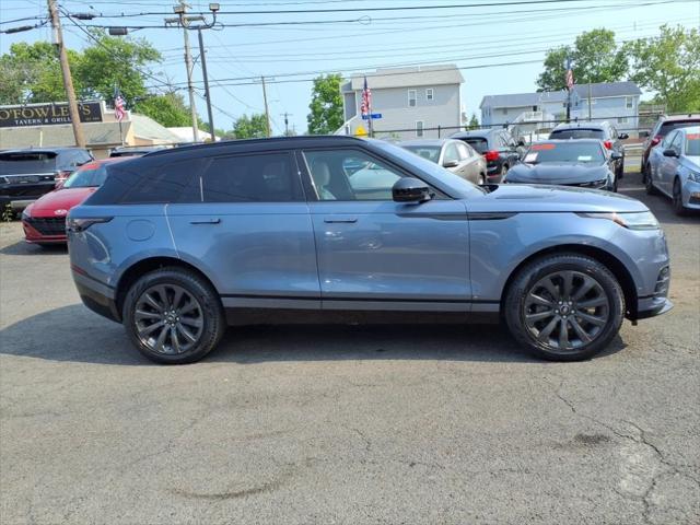 Photo of 2019 Blue Land Rover Range Rover Velar