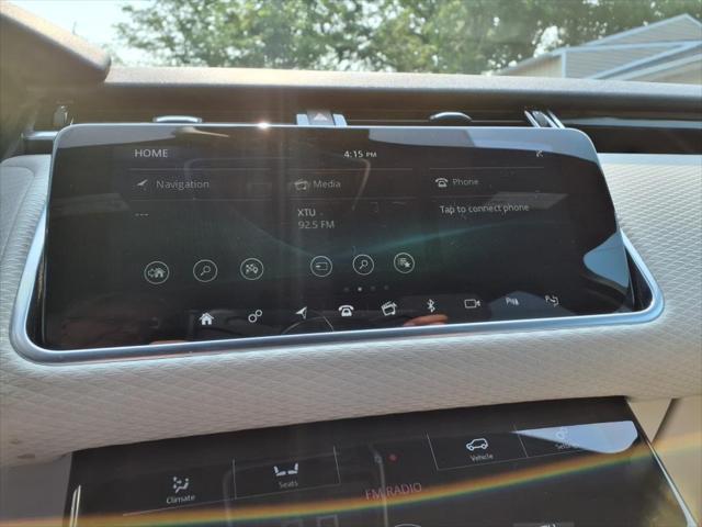 Photo of 2019 Blue Land Rover Range Rover Velar