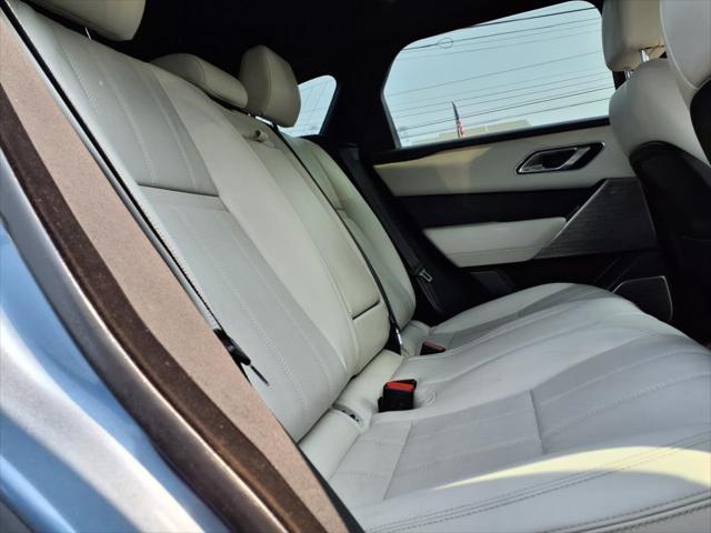 Photo of 2019 Blue Land Rover Range Rover Velar