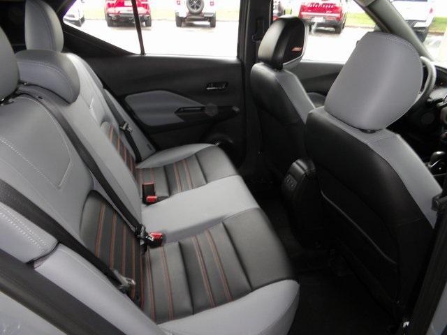 Photo of 2024 Gray/Super Black Nissan Kicks