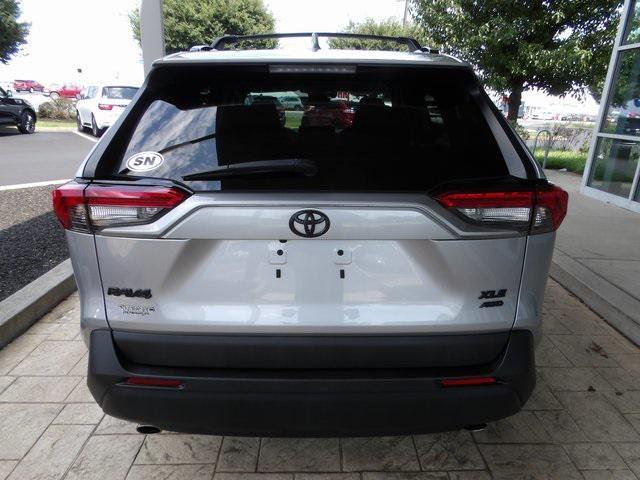Photo of 2022 Silver Sky Metallic Toyota RAV4