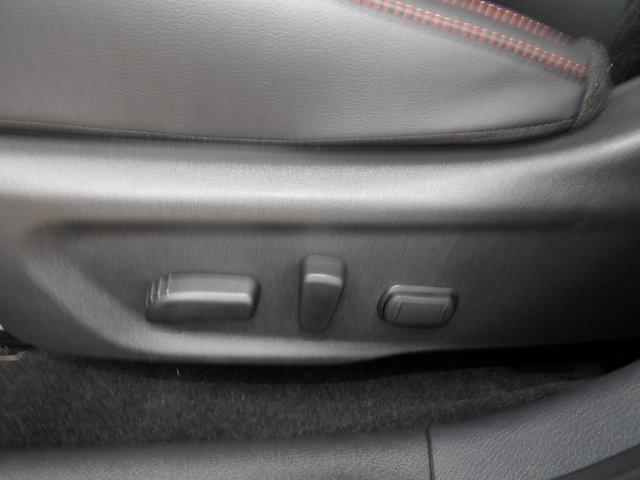 Photo of 2025 Electric Blue Metallic/Super Black Nissan Sentra