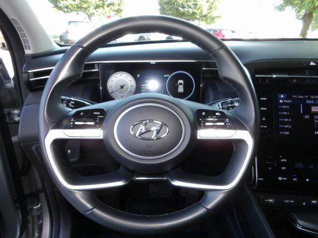 Photo of 2022 Shimmering Silver Hyundai TUCSON
