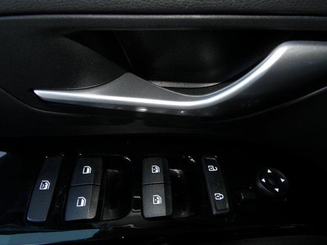 Photo of 2022 Shimmering Silver Hyundai TUCSON