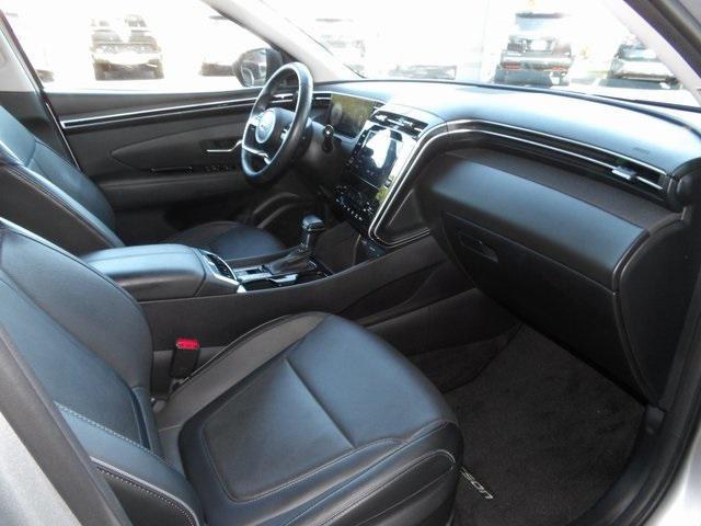 Photo of 2022 Shimmering Silver Hyundai TUCSON