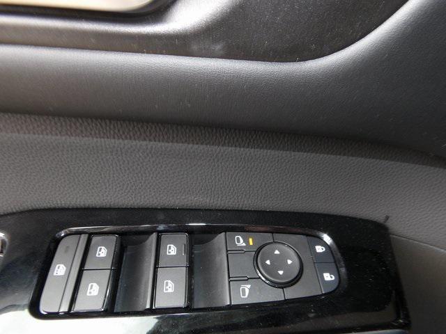 Photo of 2025 Super Black Nissan Pathfinder