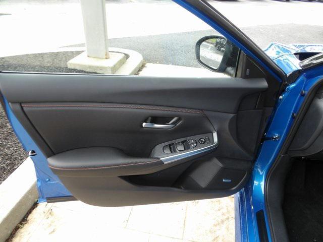 Photo of 2025 Electric Blue Metallic/Super Black Nissan Sentra