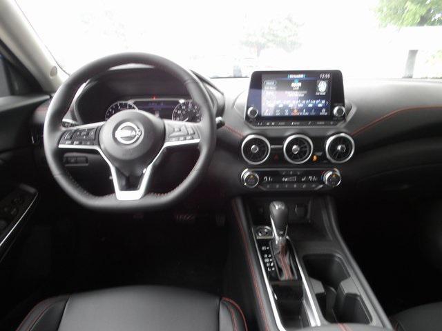 Photo of 2025 Electric Blue Metallic/Super Black Nissan Sentra